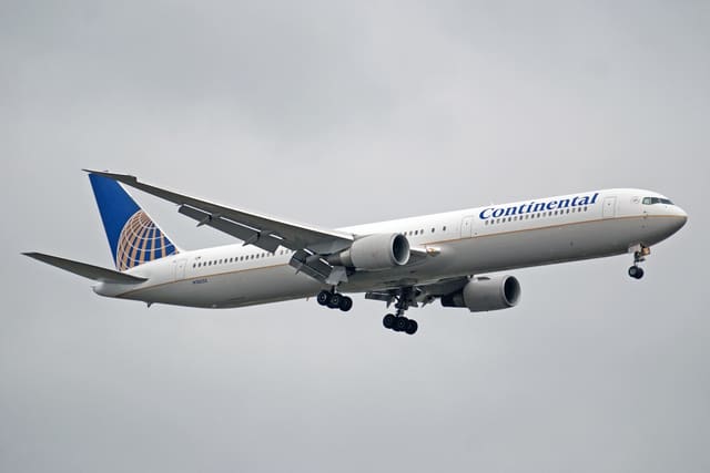 N76055 - Boeing