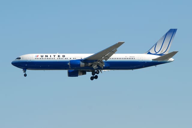 N654UA - Boeing