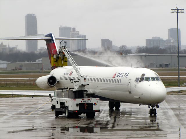 N676MC - Aircraft