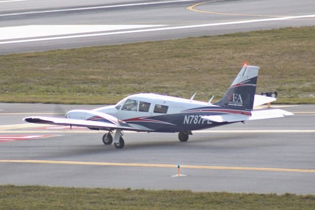 N787PE - Twin-engine aircraft