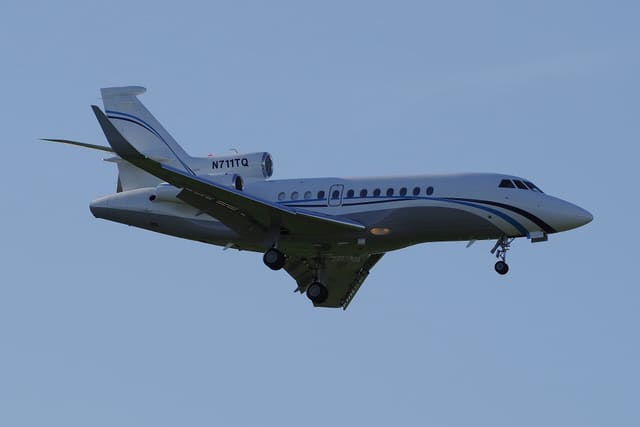 N711TQ - Business jet