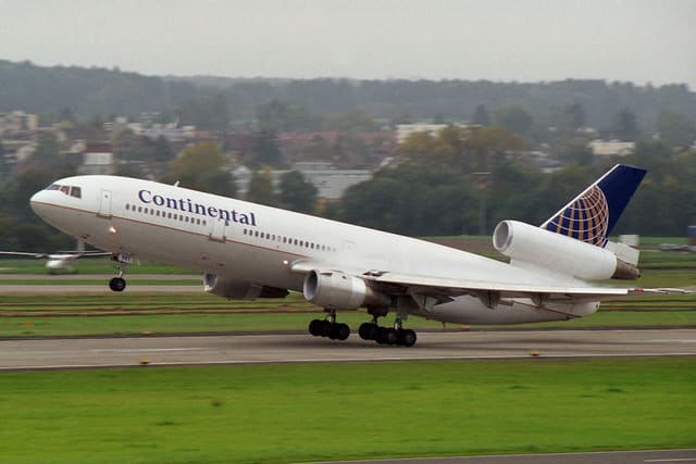 N39081 - Aircraft