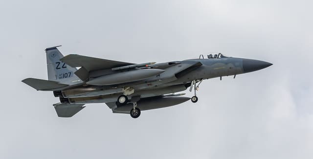  - Twin-engine aircraft