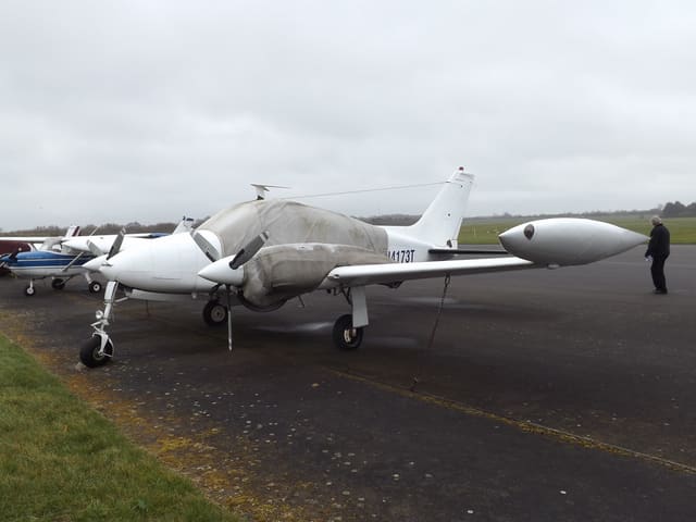 N4173T - Twin-engine aircraft