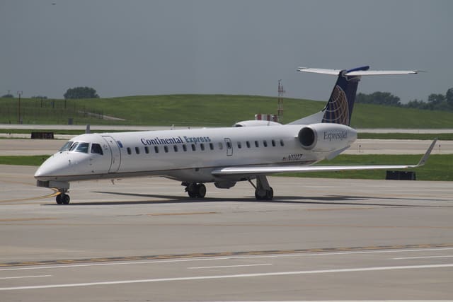N11127 - Embraer