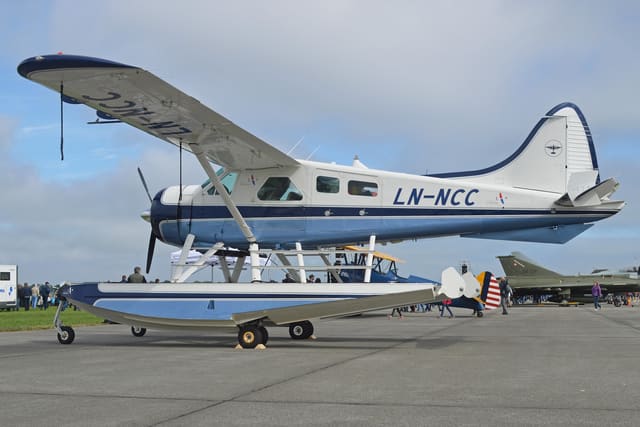 LN-NCC - Floatplane