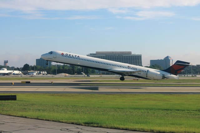 N919DN - Twin-engine aircraft