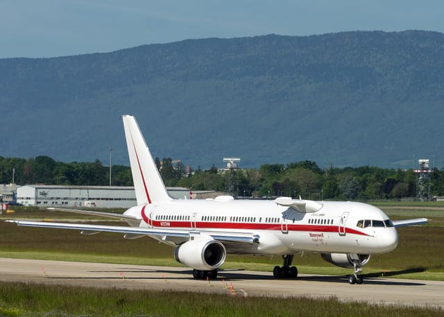 N757HW - Boeing