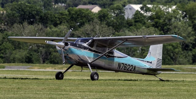 N7622A - Cessna