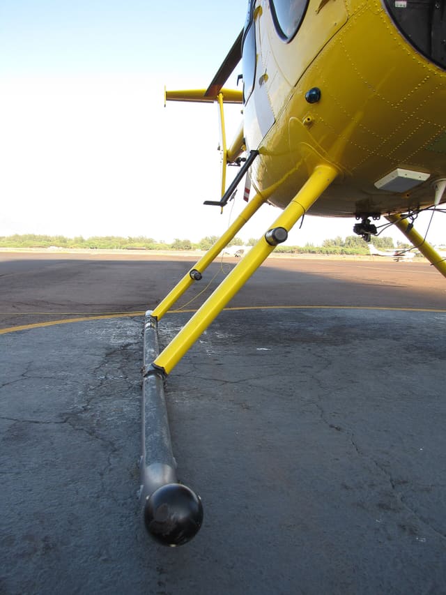 N58251 - Helicopter