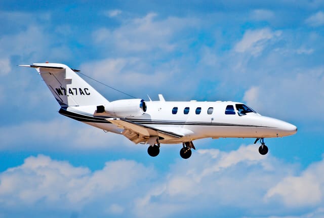 N747AC - Business jet