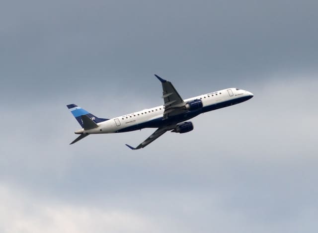 N216JB - Embraer