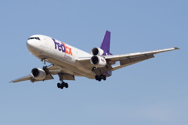 N357FE - Douglas