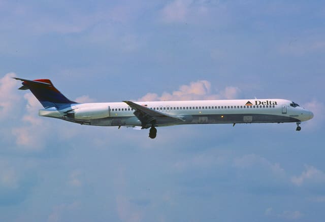 N999DN - Aircraft
