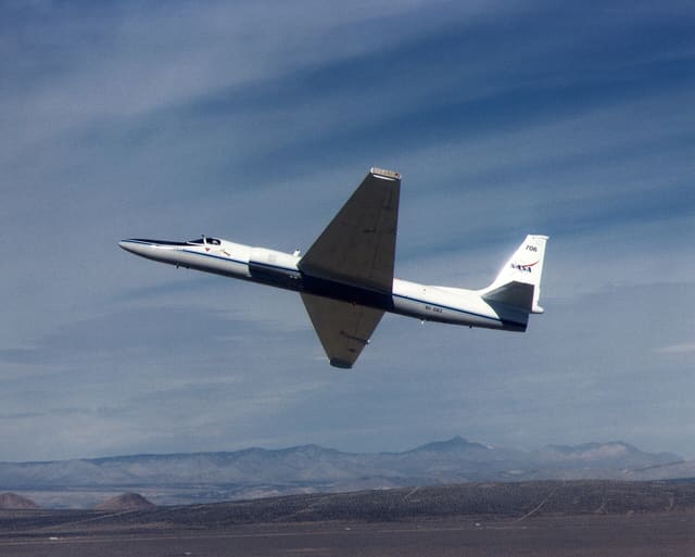 N806NA - Business jet