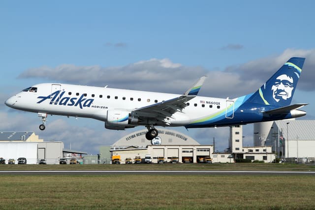 N660QX - Embraer