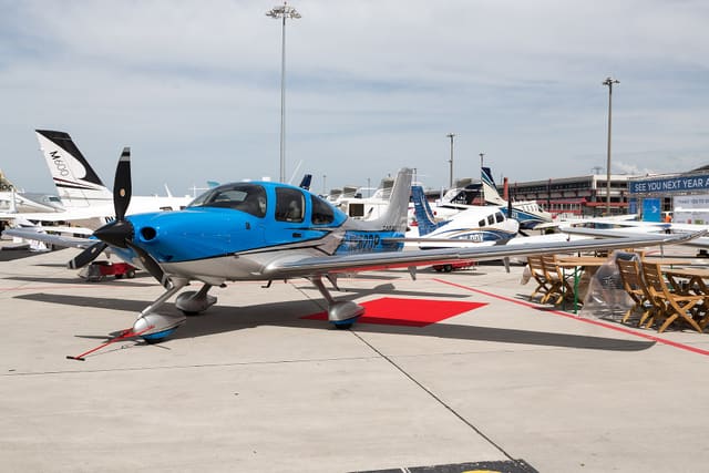 N662DP - Cirrus