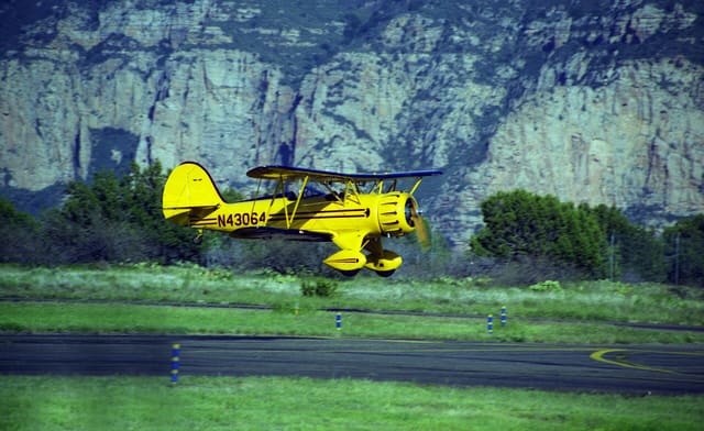 N43064 - Beech