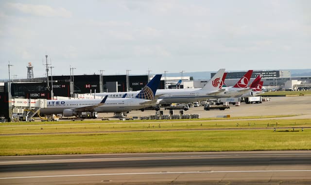 N652UA - Boeing