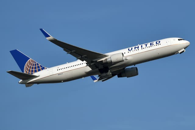 N684UA - Boeing