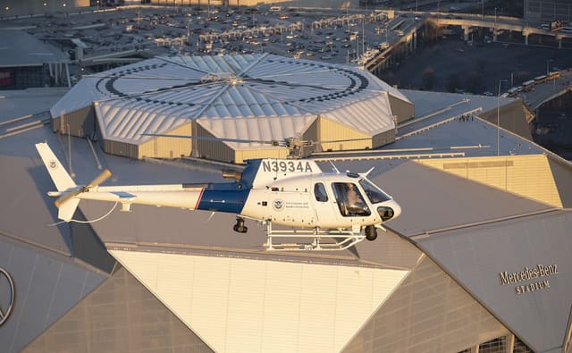 N3934A - Helicopter