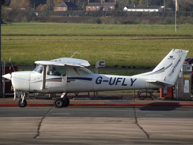 G-UFLY - Single-engine aircraft