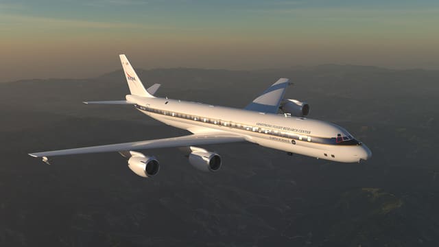 N817NA - Douglas