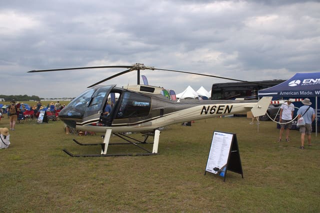 N6EN - Helicopter