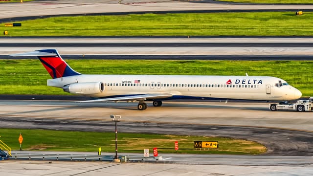 N933DL - Aircraft