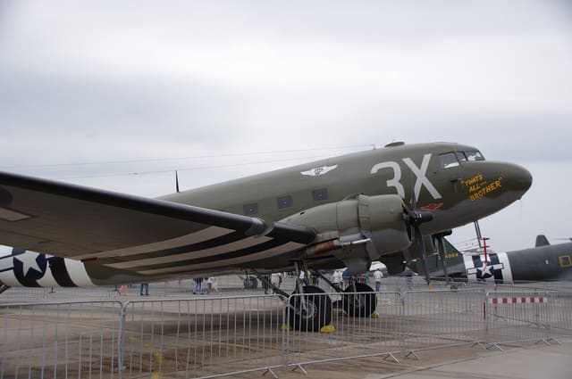 N47TB - Douglas