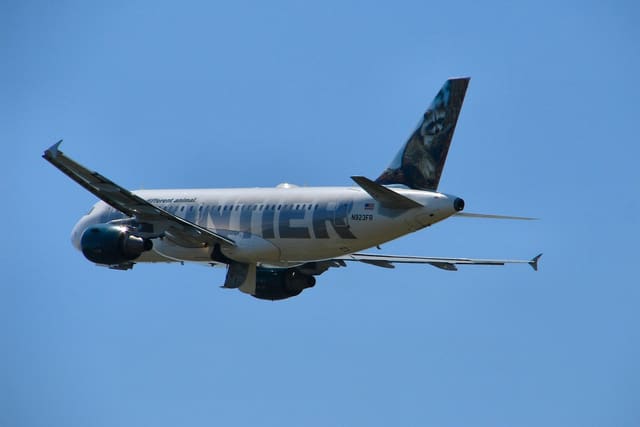 N923FR - Twin-engine aircraft