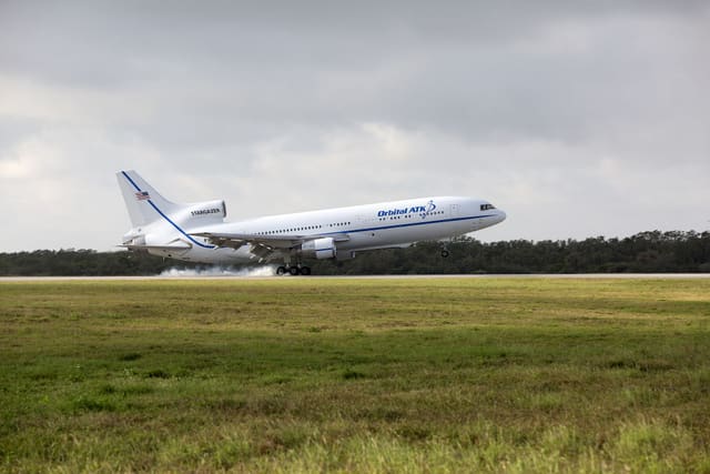 N140SC - Lockheed