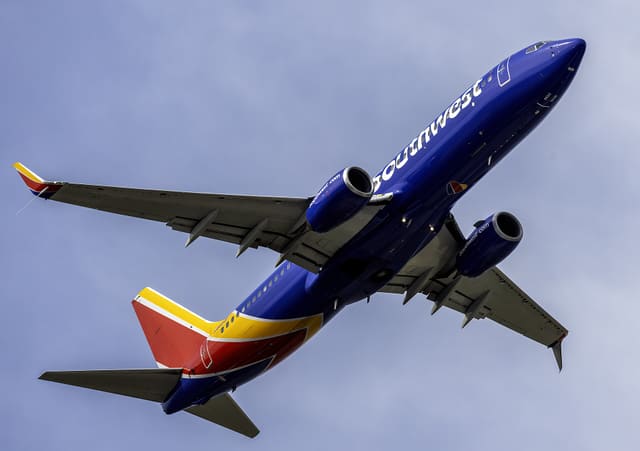 N8635F - Boeing