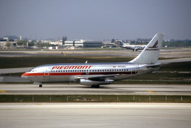 N203AU - Boeing