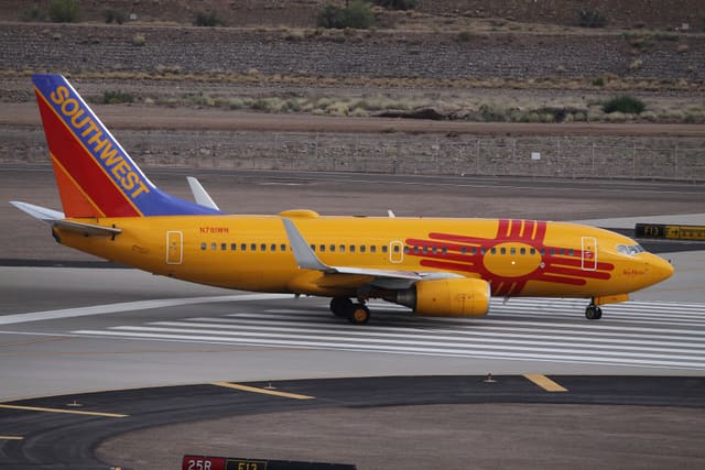 N781WN - Boeing
