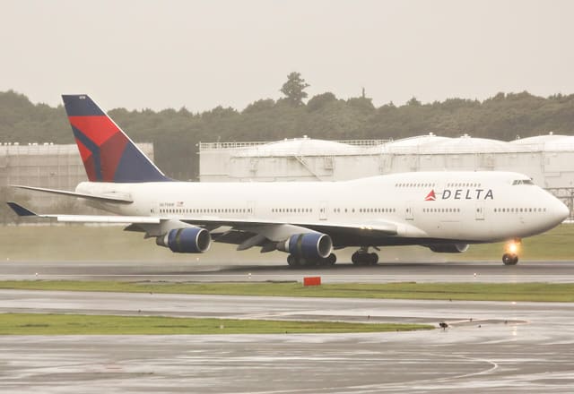 N676NW - Boeing