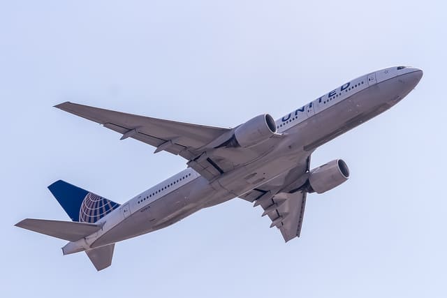 N225UA - Boeing