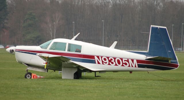 N9305M - Single-engine aircraft
