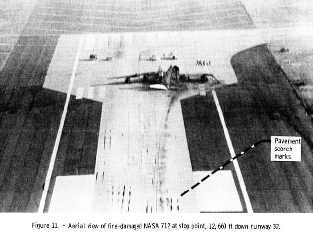 N712NA - Aircraft
