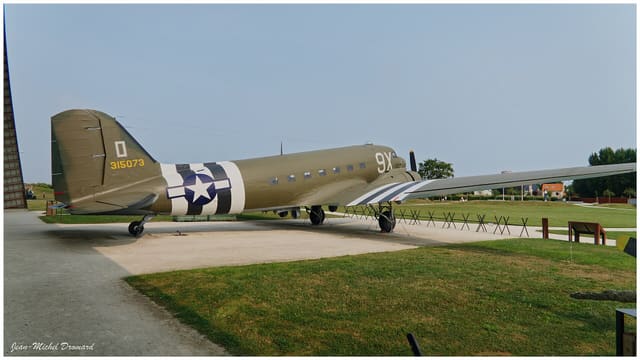  - Twin-engine aircraft