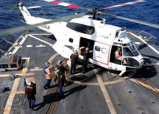 N330JF - Helicopter
