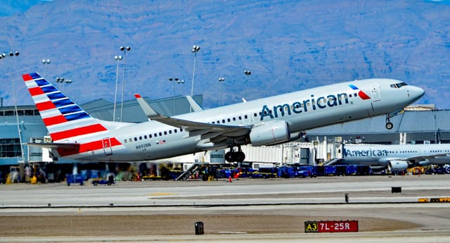 N892NN - Boeing
