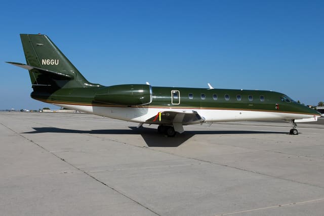 N6GU - Business jet