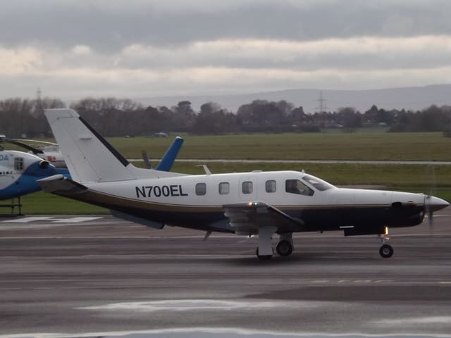 N700EL - Single-engine aircraft