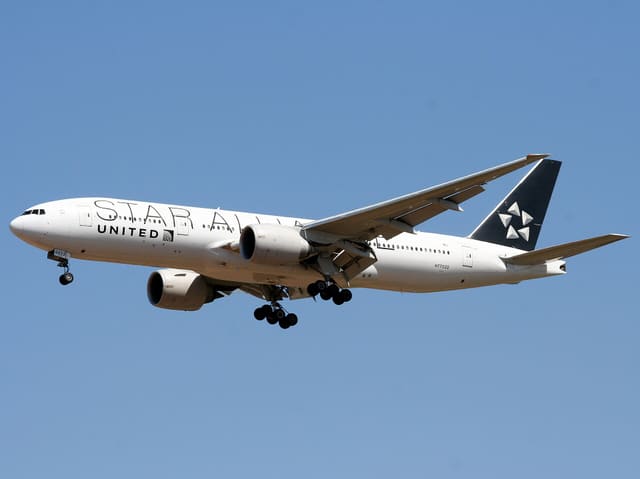 N77022 - Boeing