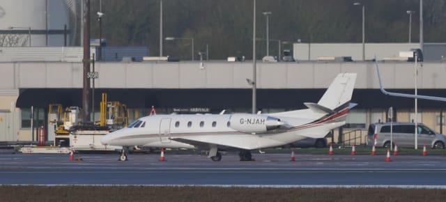 G-NJAH - Business jet