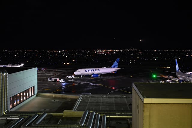 N830UA - Airbus