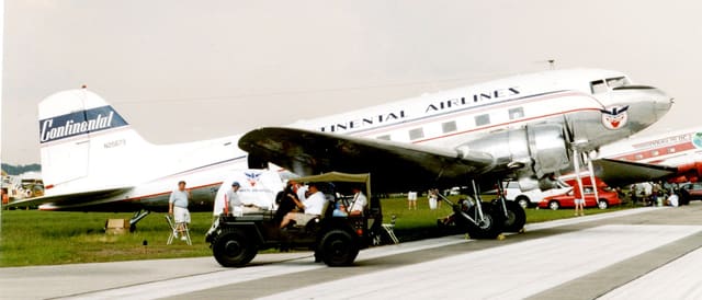 N25673 - Aircraft