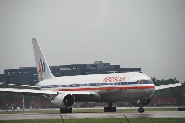 N352AA - Boeing