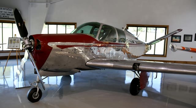 N80409 - Single-engine aircraft